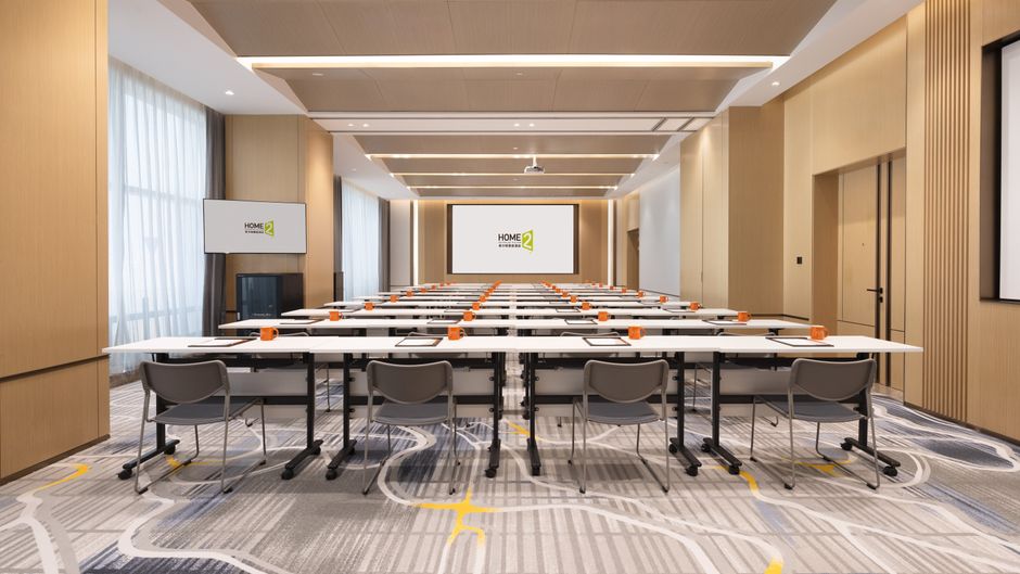 Home2 Suites Ningbo Hangzhou Bay Meeting
