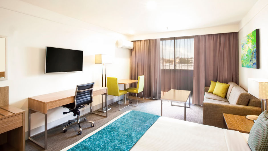 Metro Aspire Hotel Sydney Room