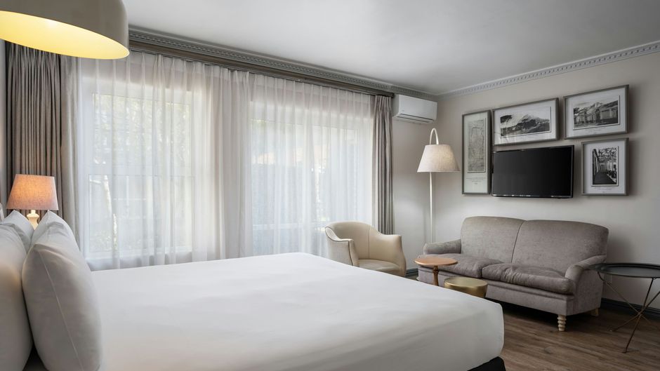 Protea Hotel Mowbray Room