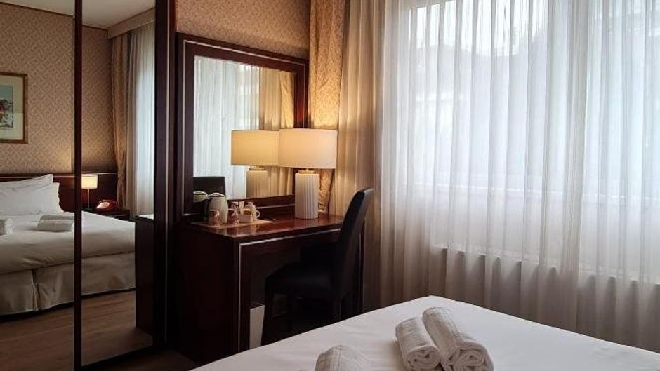 Garden Hotel Michelangelo Room