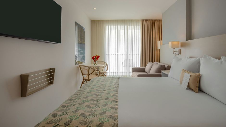 Courtyard by Marriott Santa Marta Resort Room