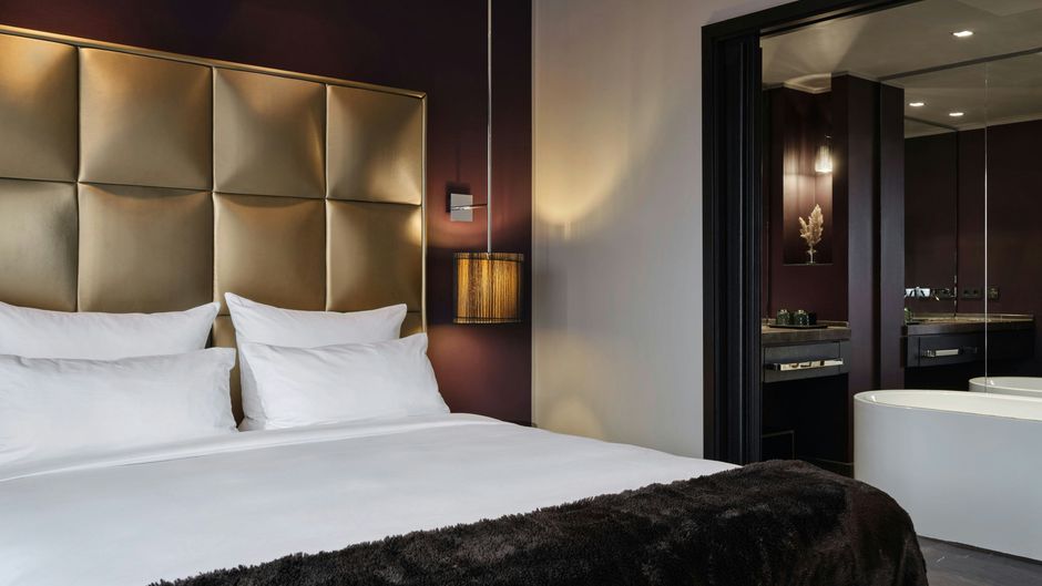 Roomers Frankfurt Central Suite