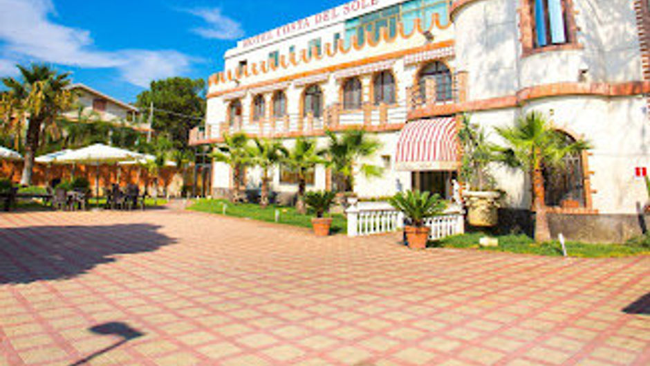 Costa Del Sole Hotel Exterior