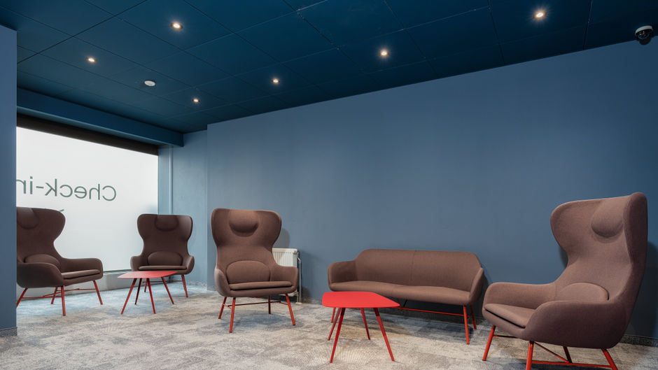 B Smart hotel Schonenwerd Lobby