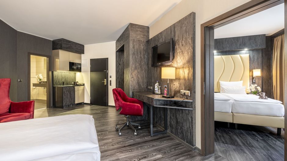 Plaza Inn Schmoeker-Hof Room