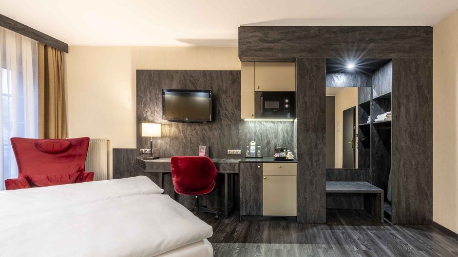 Plaza Inn Schmoeker-Hof Room