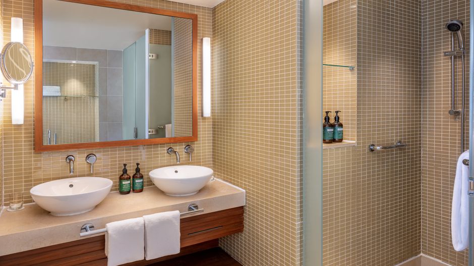 Yas Plaza Marina Room