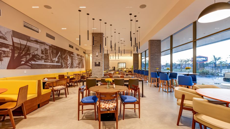 Hampton Caragu Restaurant
