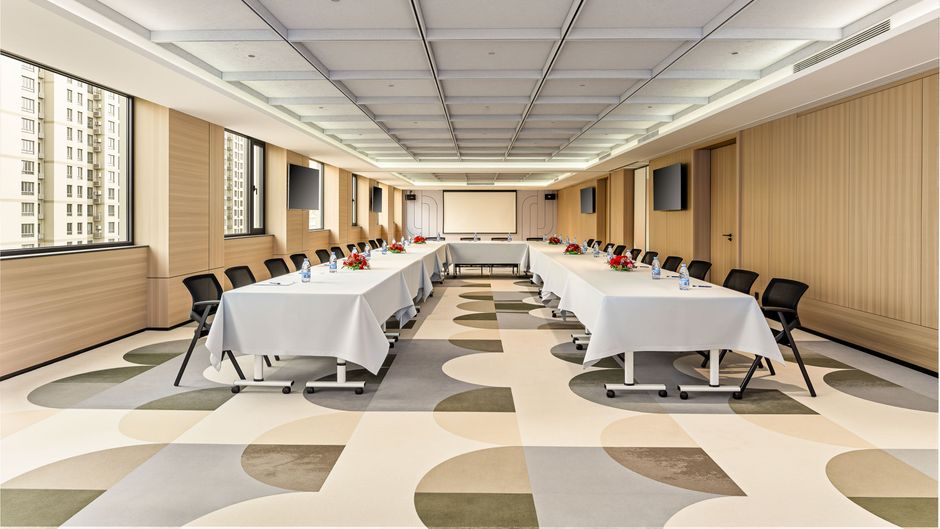 Holiday Inn Exp Shanghai Changyang Rd Meeting
