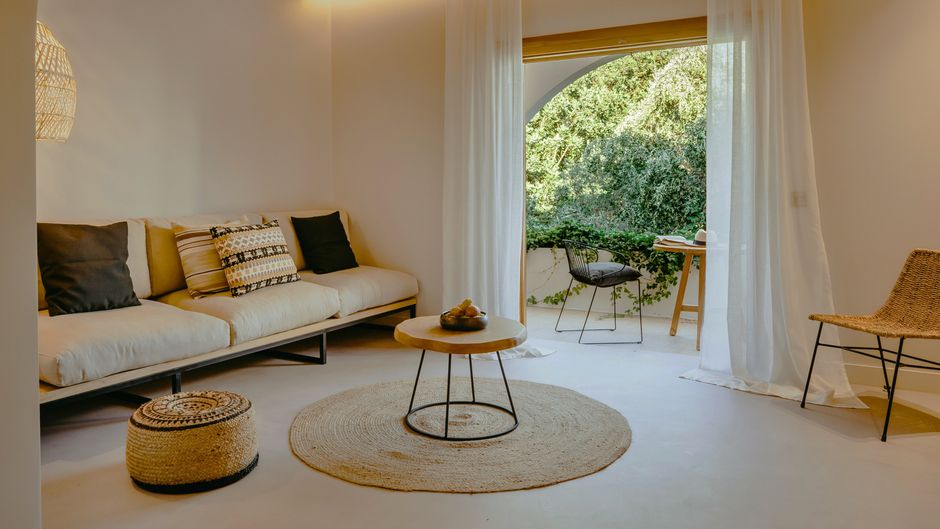 Minos Beach Art Hotel Suite