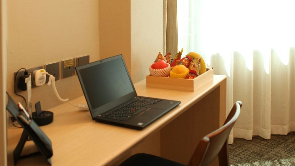 South Pacific Hotel Room