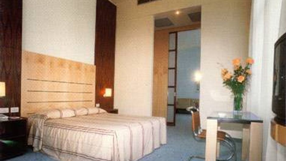 Hotel Grand Central Room