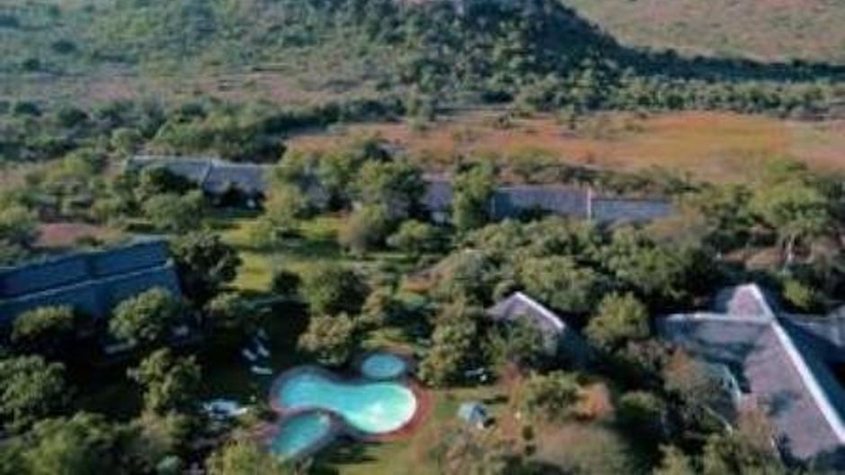 Kwa Maritane Bush Lodge Exterior
