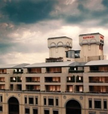 Raphael Penthouse Suites
