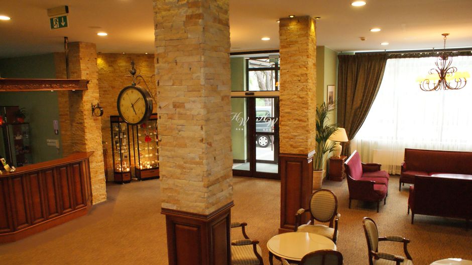 Hotel Wilga Katowice Airport Lobby
