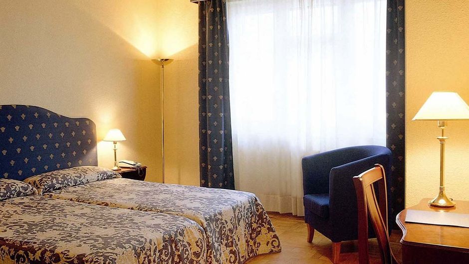 Hotel Leyre Room