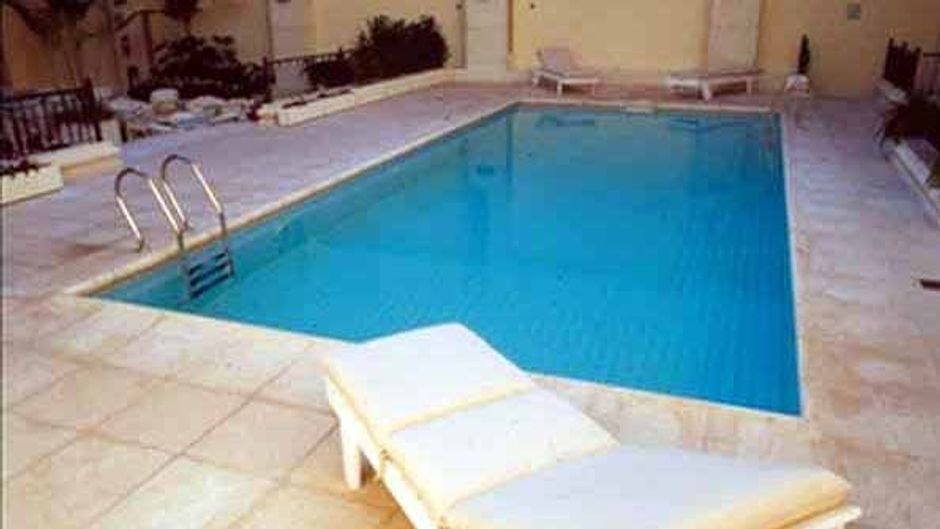 Loi Suites Recoleta Pool