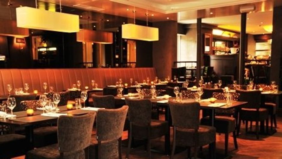 Hotel Chariot Restaurant
