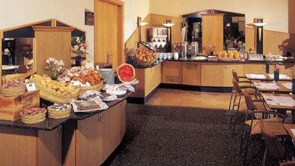 Holiday Inn Express-Ciudad las Ciencias Restaurant
