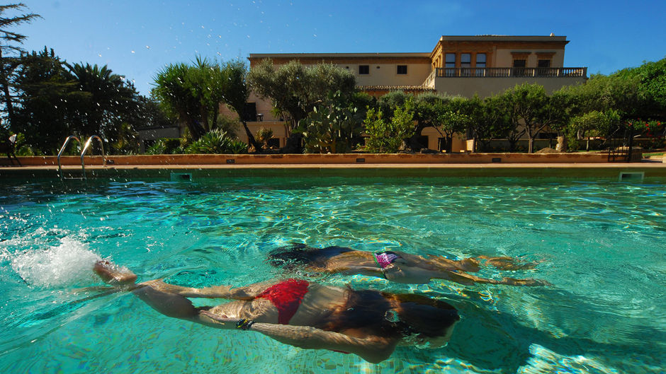 Hotel Villa Athena Pool
