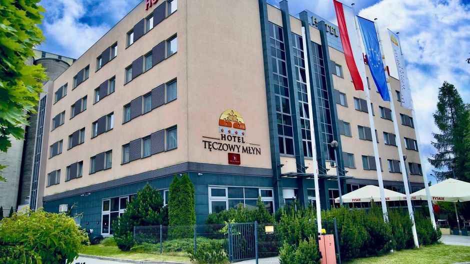 Teczowy Mlyn Hotel Exterior