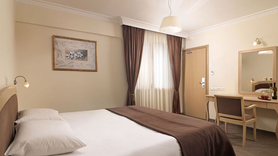 Parthenon Hotel Room