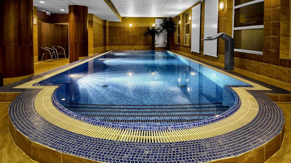Hotel Grand Royal Pool