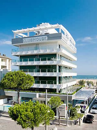 Club House Hotel