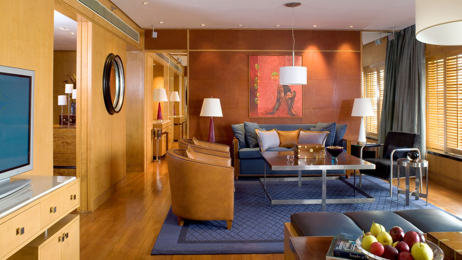 Taj Lands End Suite