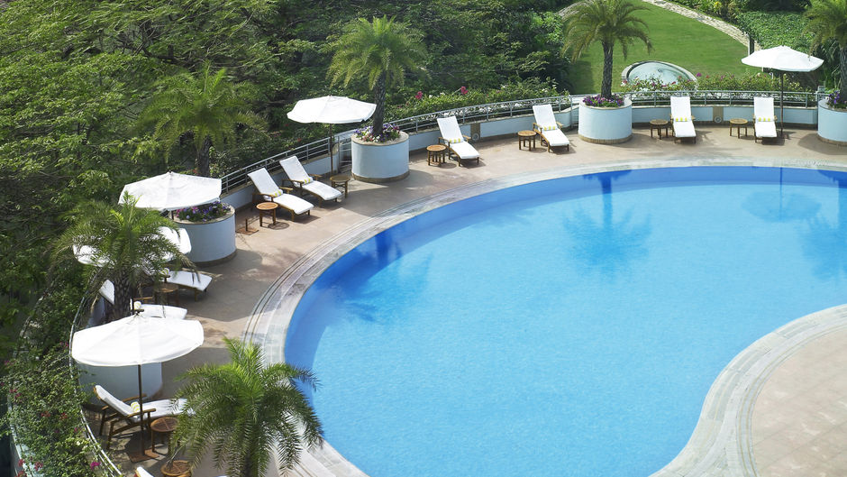 Taj Wellington Mews Pool