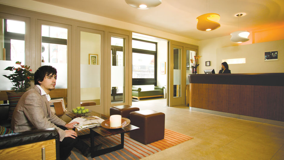 Bedford Corner Hotel Lobby