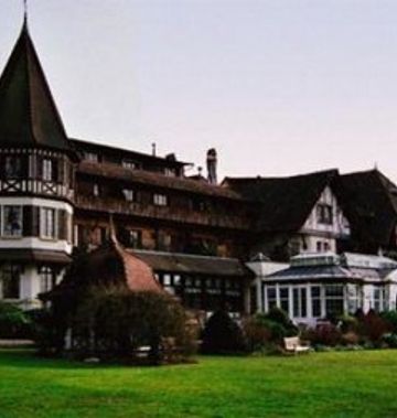 Hotel le Vieux Manoir au Lac