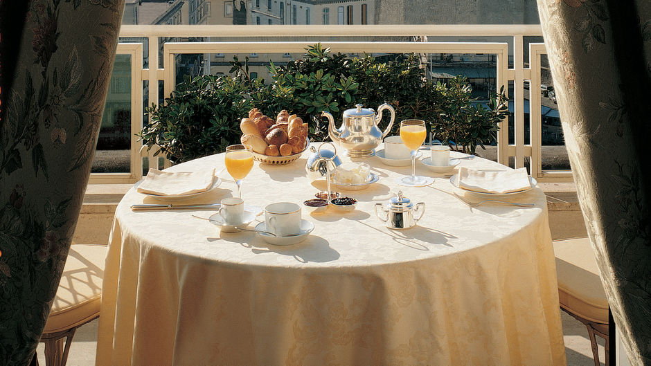 Grand Hotel Vesuvio Room