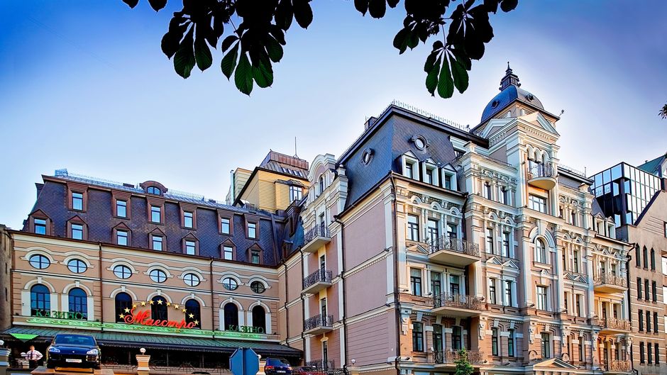 Opera Hotel Exterior