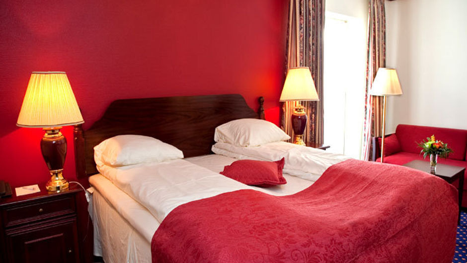 Helnan Phoenix Hotel Room