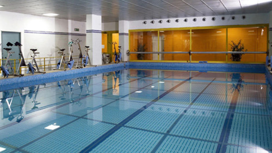 BV Oly Hotel Pool