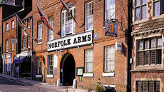 Norfolk Arms Hotel