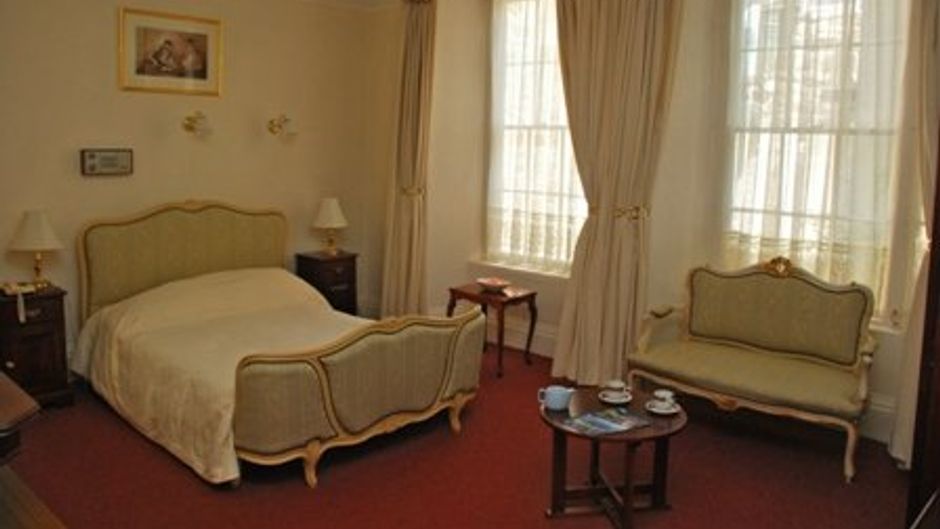Union Hotel Room