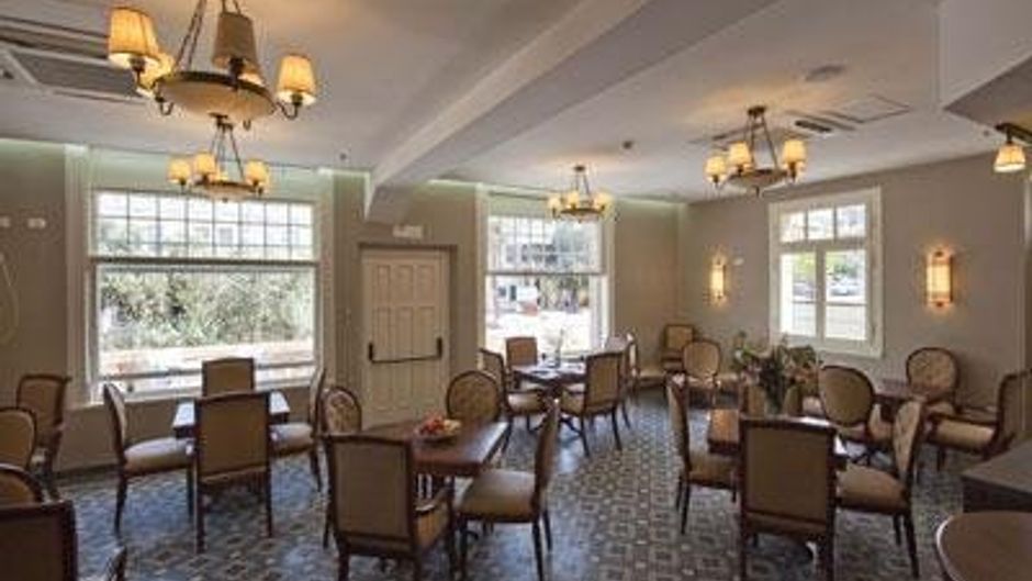 The Colony Hotel Restaurant