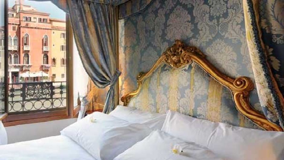 Canal Grande Hotel Room