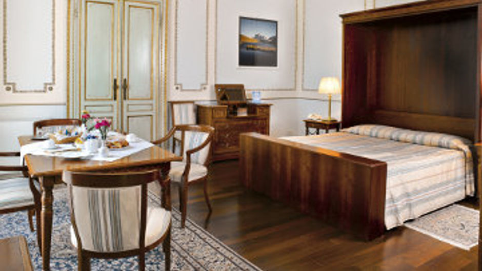 Hotel Grand Central Room