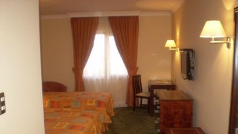 Diego de Almagro Hotel Suite