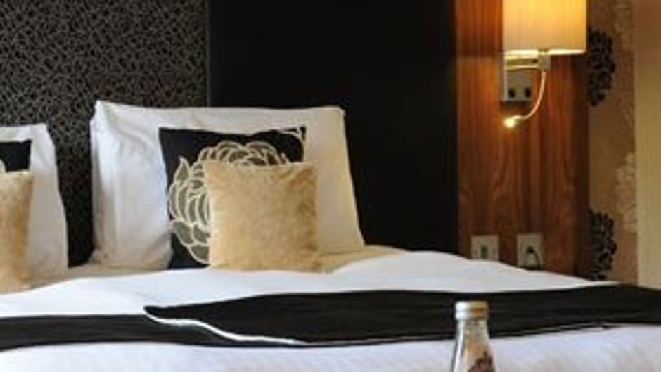 Hampton House Room