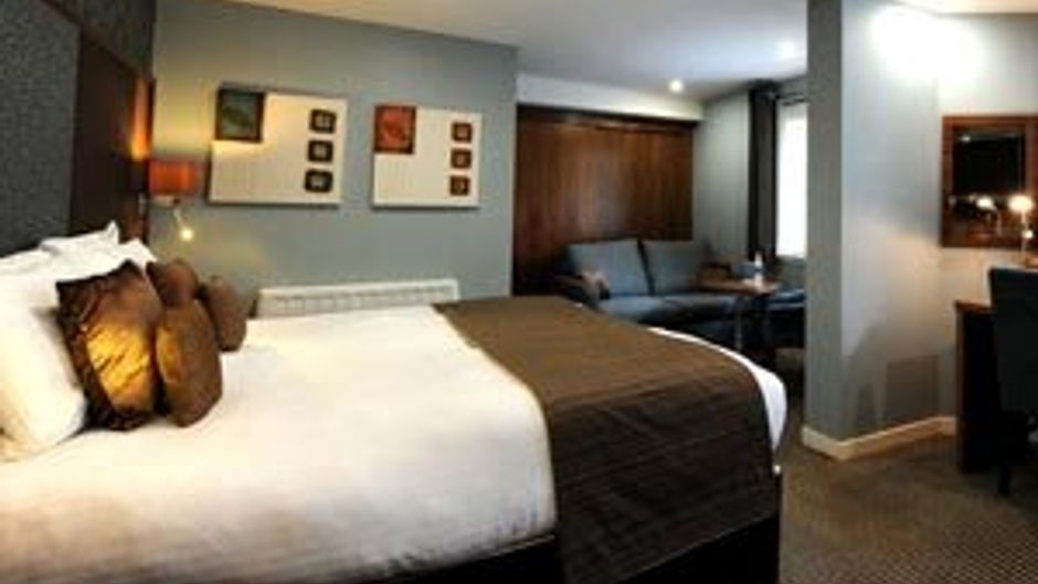 Hampton House Room