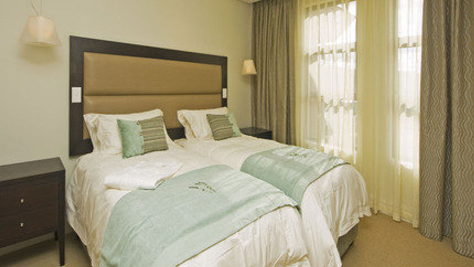 Sirius Lodge Room