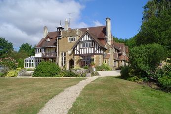Farnham House Hotel