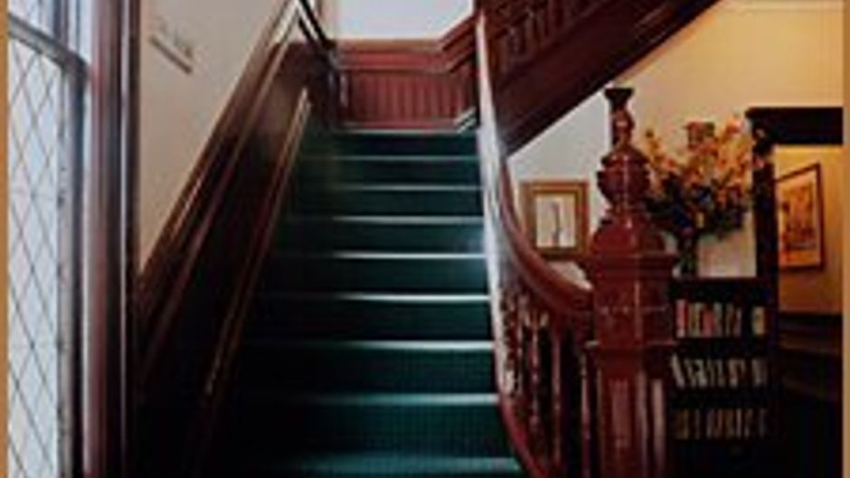 Madison Manor Boutique Hotel Lobby