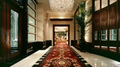 La Suite Kobe Harborland