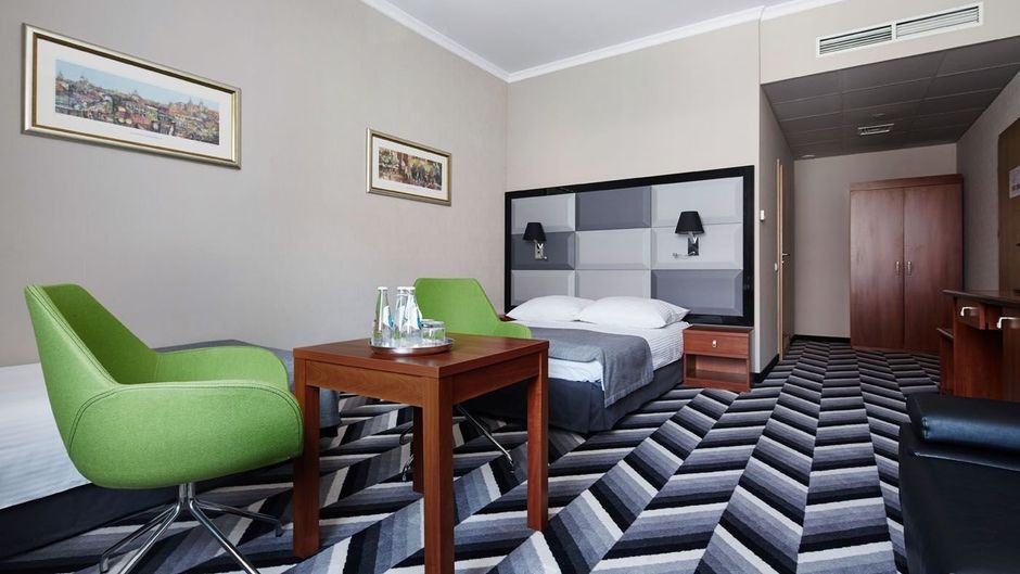 Hotel Apis Room
