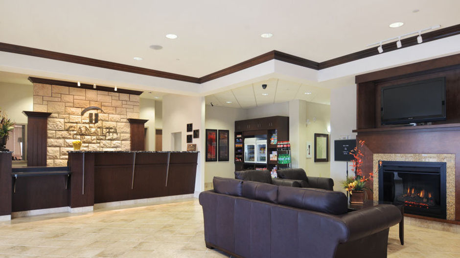 Canalta Weyburn Lobby